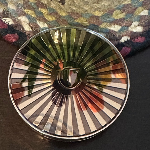 Charlotte Tilbury science + color sun kissed glow bronzer 2 medium - Picture 4 of 5